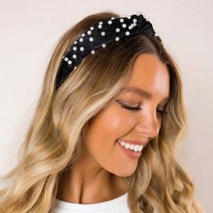 **NEW** Knotted Pearl Headband